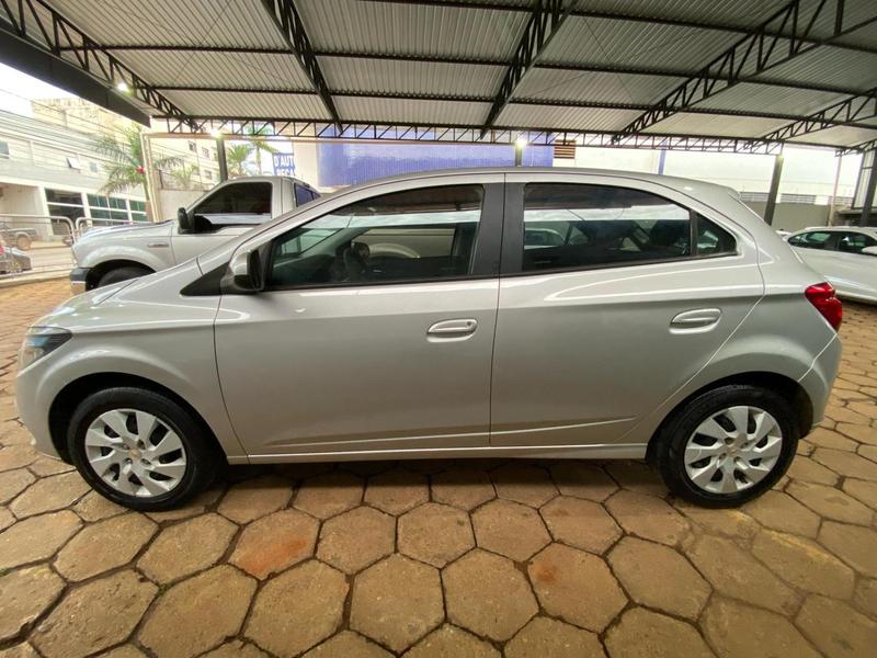 CHEVROLET ONIX 1.4MT LT