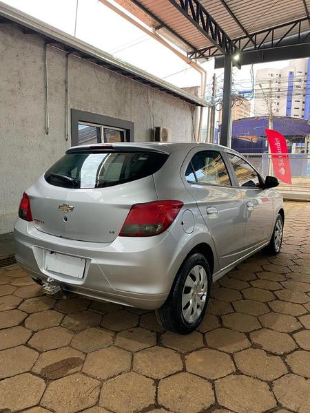 CHEVROLET ONIX 1.4MT LT