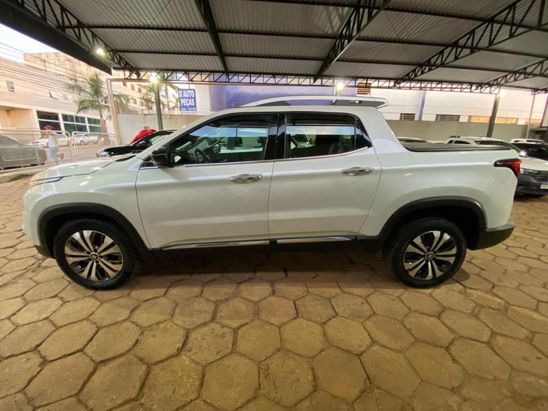 FIAT TORO VOLC AT9 4X4