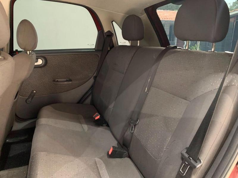 Chevrolet Corsa Hatch Premium - foto 7