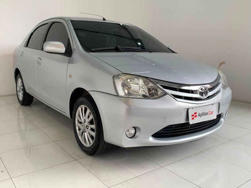Toyota Etios Sd Xls - foto 3