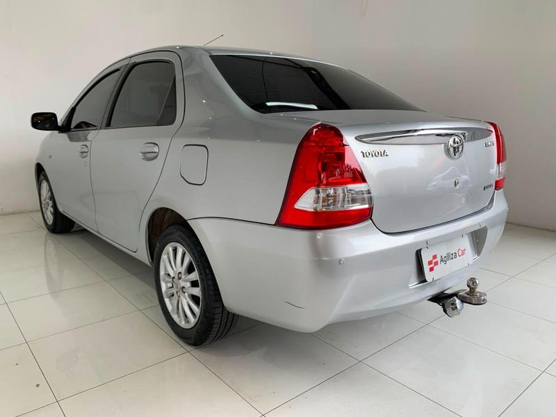 Toyota Etios Sd Xls - foto 13