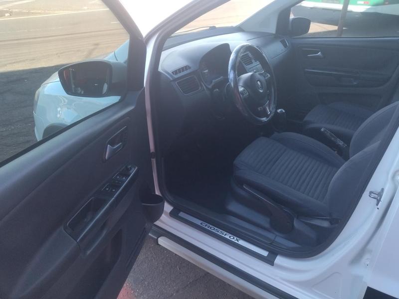 Volkswagen CrossFox 1.6 Mi Total Flex 8V 5P - foto 16