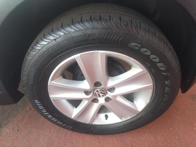 Volkswagen CrossFox 1.6 Mi Total Flex 8V 5P - foto 14