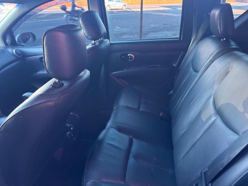 Nissan Livina Sl 1.8 16V Flex Fuel Aut. - foto 12