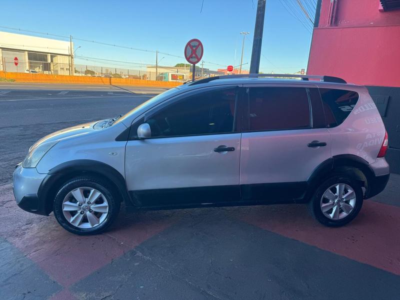 Nissan Livina Sl 1.8 16V Flex Fuel Aut. - foto 3