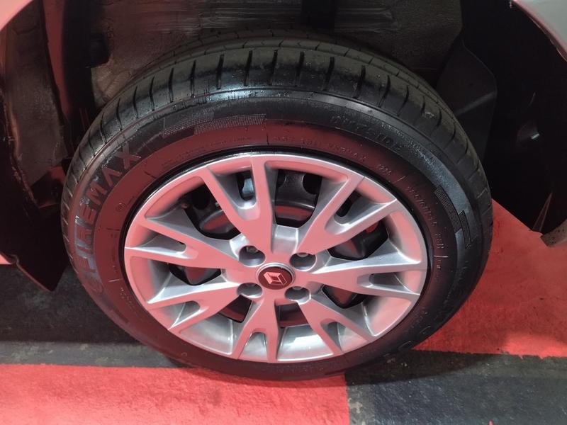 Renault Logan Zen 10mt - foto 12