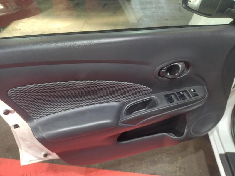 Nissan Versa 1.0 - foto 12