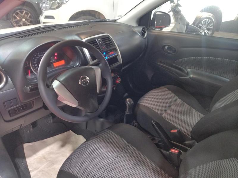 Nissan Versa 1.0 - foto 13