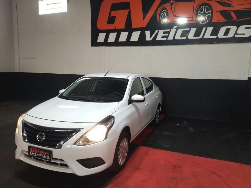 Nissan Versa 1.0 - foto 3