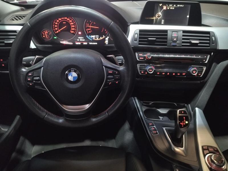 BMW 320i Active Flex - foto 8