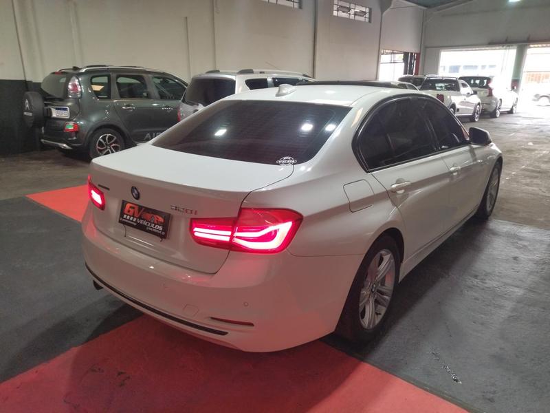 BMW 320i Active Flex - foto 7