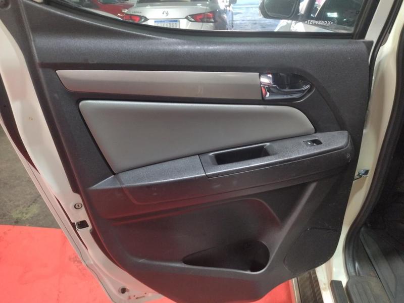 Chevrolet S10 LTZ - foto 13