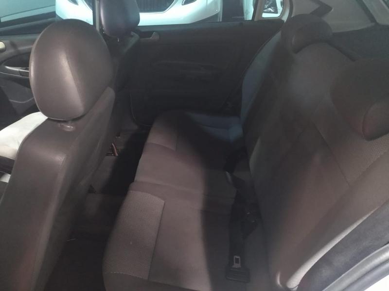 Volkswagen Gol City (trend) 1.0 Mi Total Flex 8V 2P - foto 11