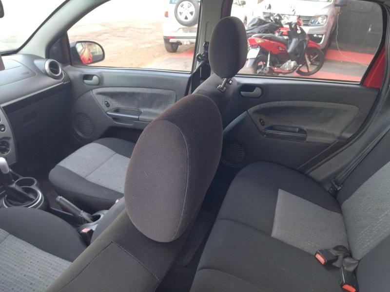Ford Fiesta Sedan Sedan 1.6 Flex - foto 12