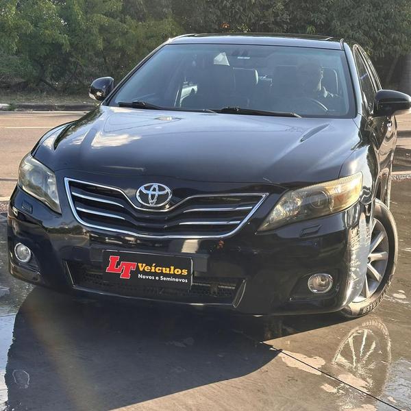 TOYOTA CAMRY XLE