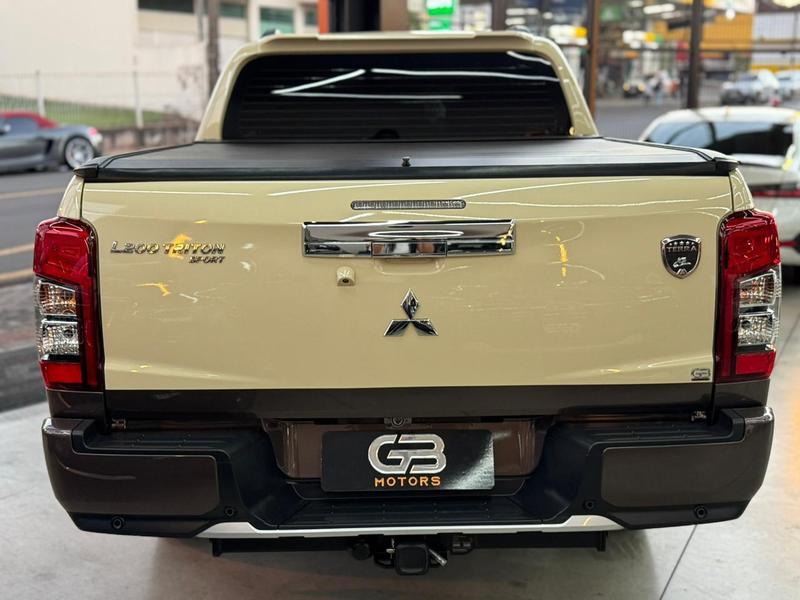 Mitsubishi Triton Sport Hpe S - foto 11