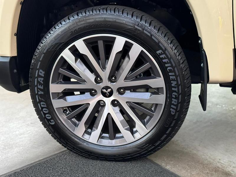 Mitsubishi Triton Sport Hpe S - foto 8