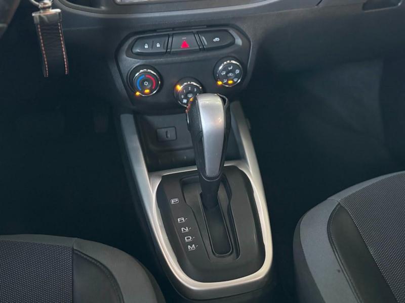 Chevrolet Onix 14at Act - foto 9