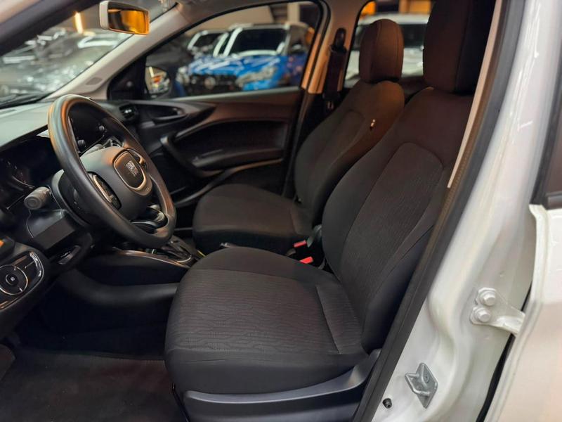Fiat Cronos Drive 13at - foto 14