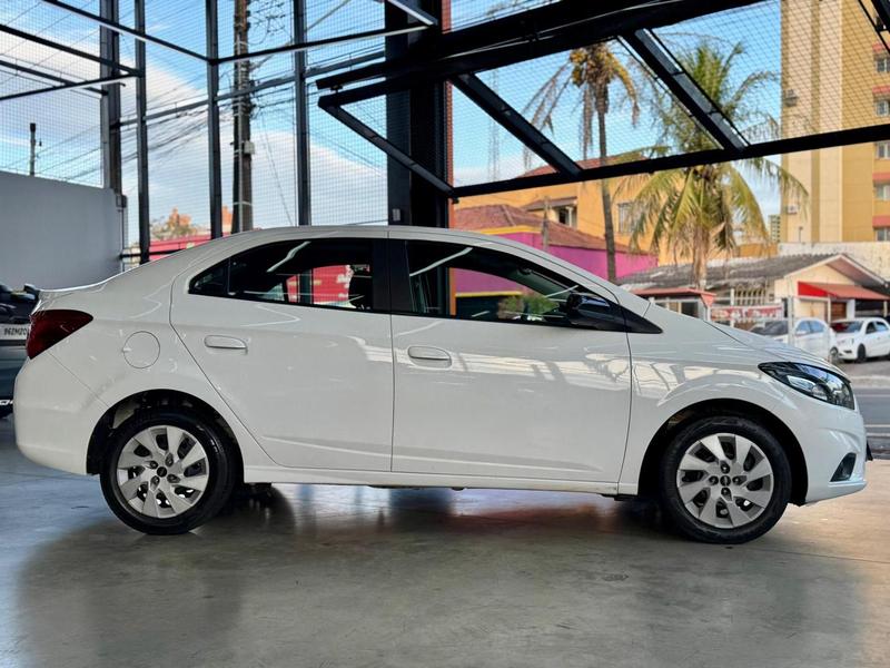 Chevrolet Onix Plus Joy Black - foto 4