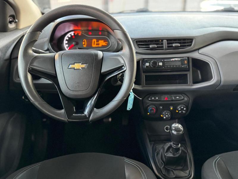 Chevrolet Onix Plus Joy Black - foto 16