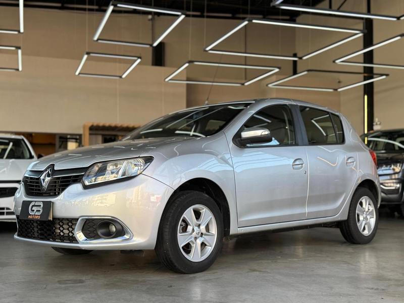 Renault Sandero Dyna 16r - foto 3