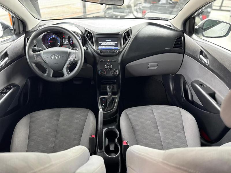 Hyundai HB20S 1.6 A Comf - foto 11