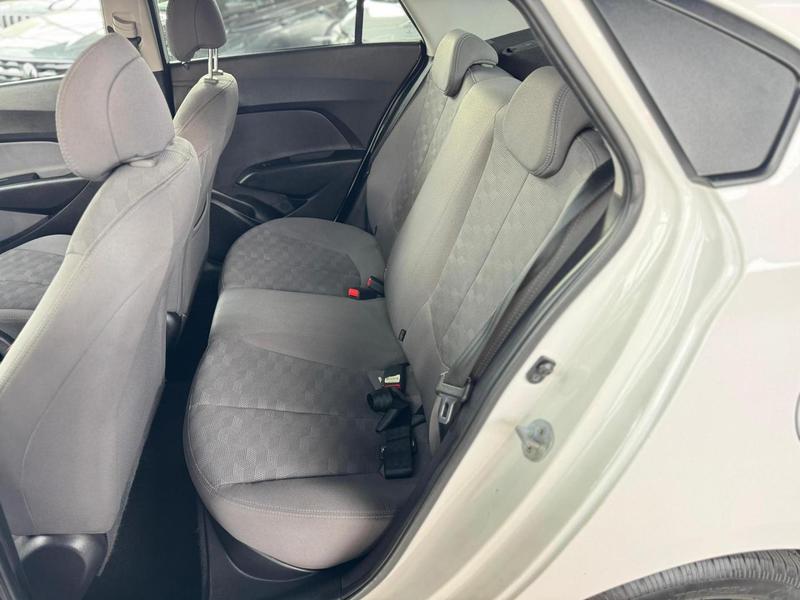 Hyundai HB20S 1.6 A Comf - foto 17
