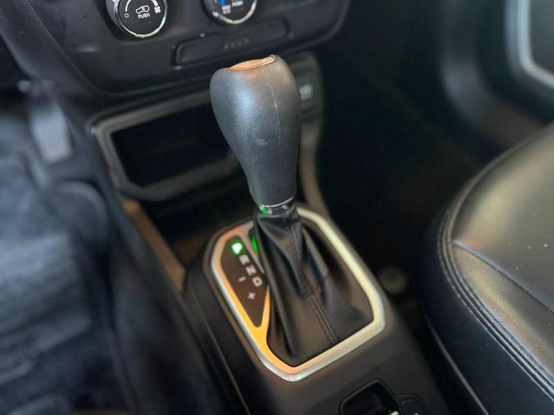 Jeep Renegade Sport 1.8 4X2 Flex 16V Aut. - foto 14