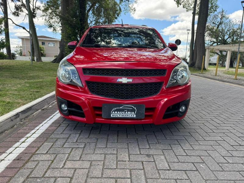 Chevrolet Montana Sport 1.4 - foto 3