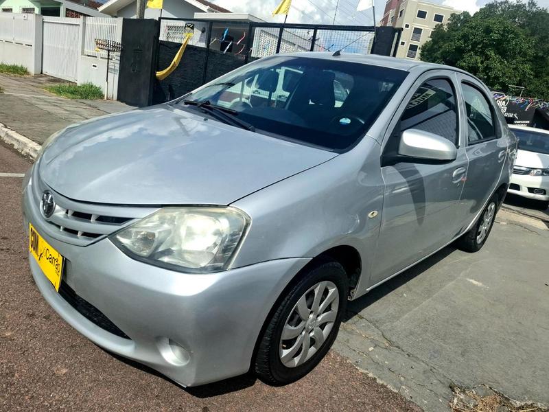 Toyota Etios Sd X - foto 9