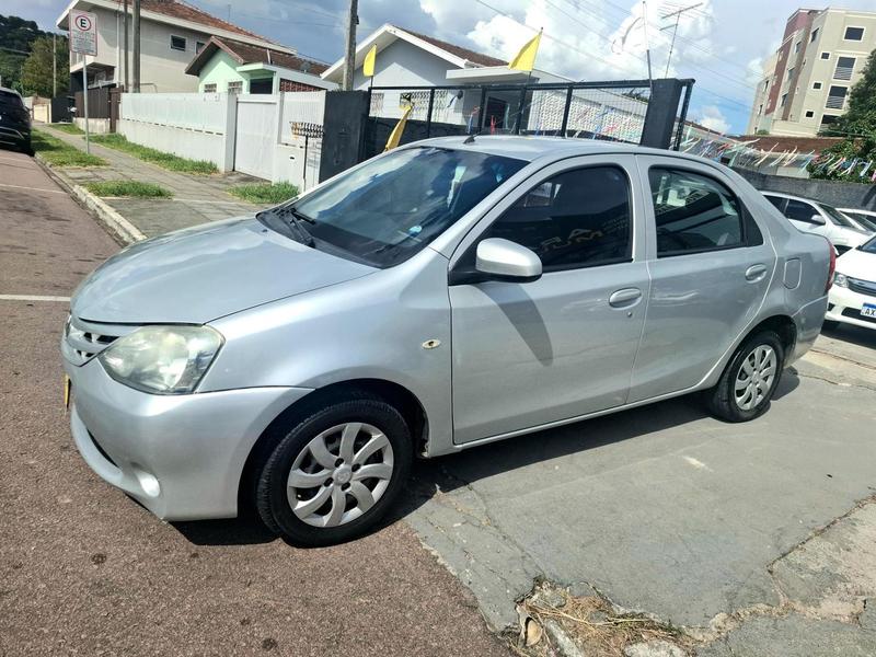 Toyota Etios Sd X - foto 10