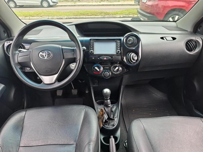 Toyota Etios X 1.3 Flex 16V 5P Mec. - foto 12