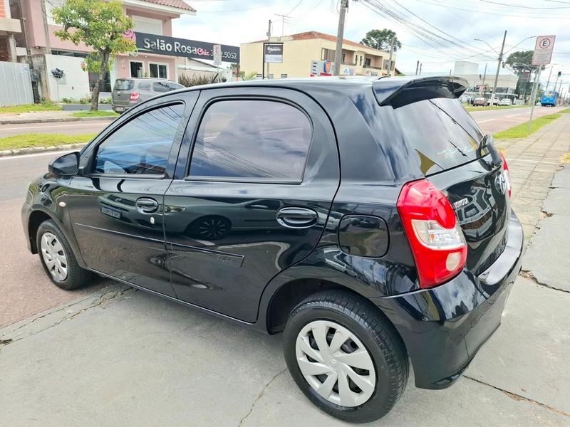 Toyota Etios X 1.3 Flex 16V 5P Mec. - foto 8