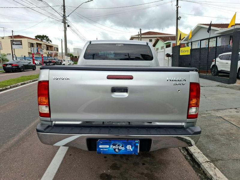 Toyota Hilux Cd4x4 Srv - foto 9