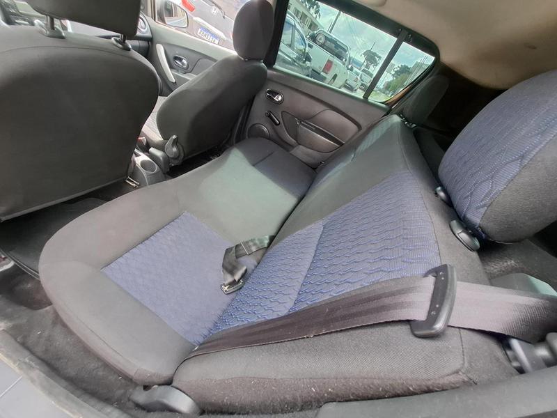 Renault Sandero Expr 1.6 - foto 14
