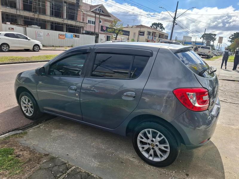 Renault Sandero Expr 1.6 - foto 4