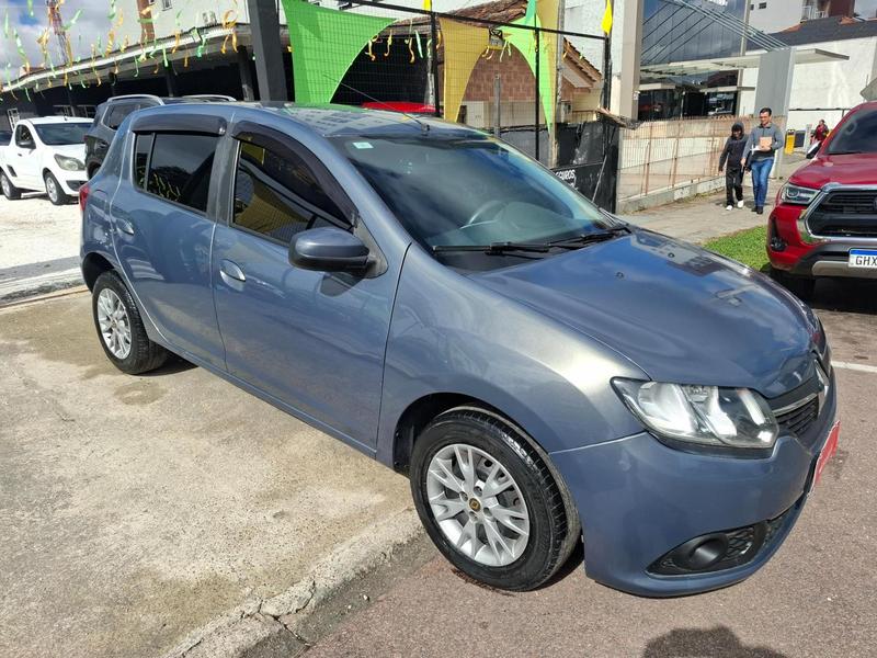 Renault Sandero Expr 1.6 - foto 7