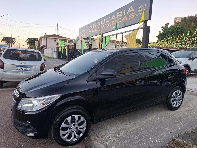 Chevrolet Onix 14mt LT - foto 2