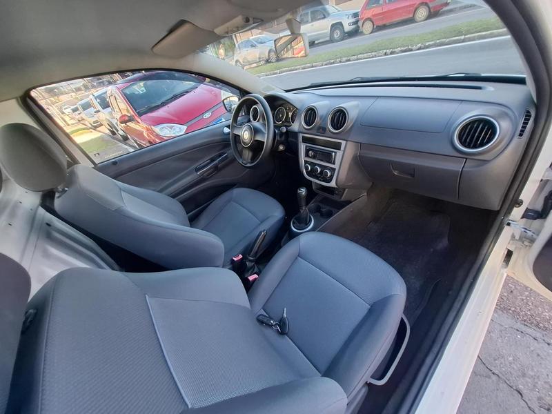 Volkswagen Saveiro 1.6 Cs - foto 13
