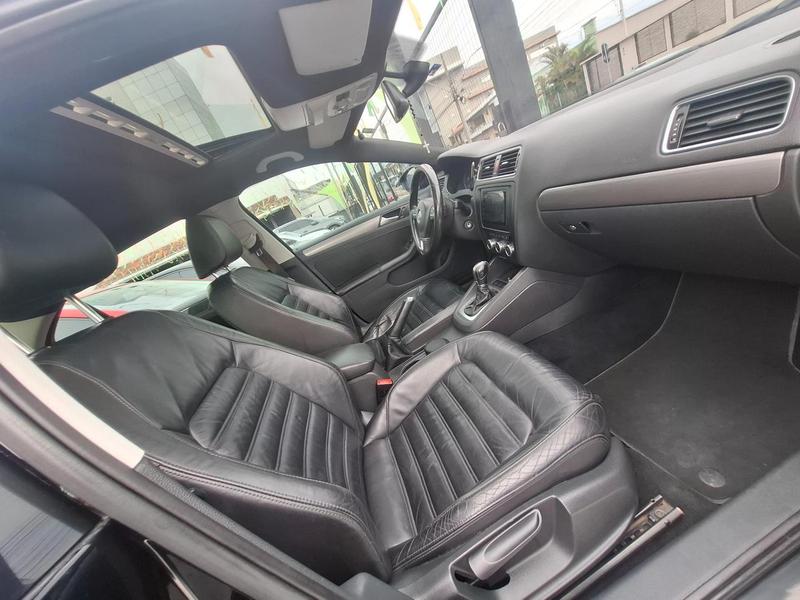 Volkswagen Jetta 20t - foto 17