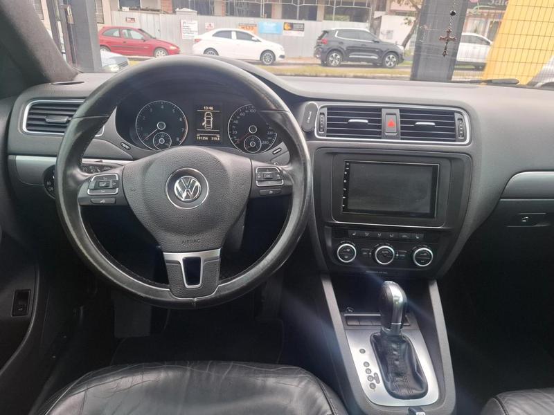 Volkswagen Jetta 20t - foto 19