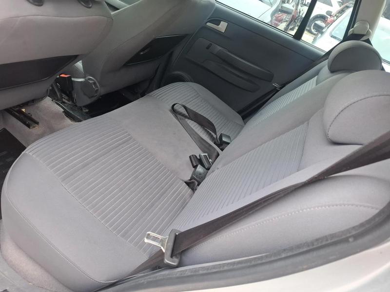 Volkswagen SpaceFox Comfortline 1.6 Mi T.flex 8V 5P - foto 11