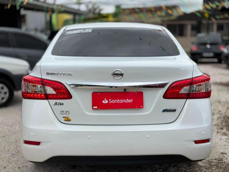 Nissan Sentra 20s - foto 11