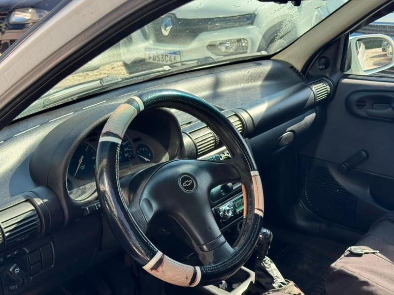 Chevrolet Corsa Super - foto 8