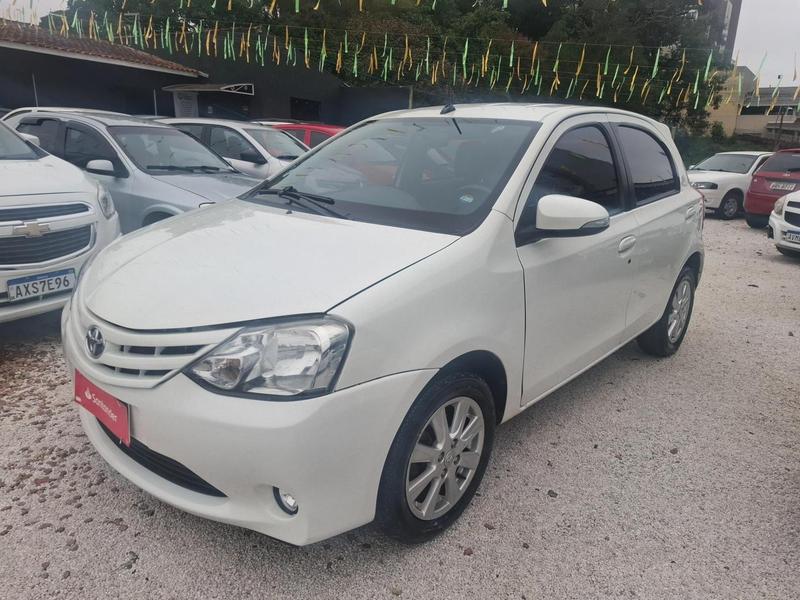Toyota Etios 2017 à venda