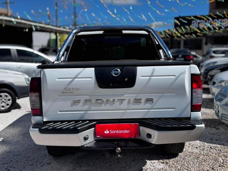 Nissan Frontier 4X4 Se - foto 6