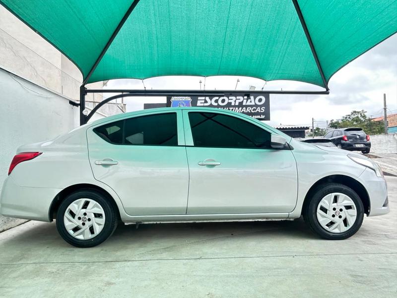Nissan Versa 1.0 - foto 7
