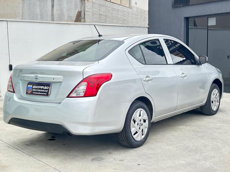 Nissan Versa 1.0 - foto 14